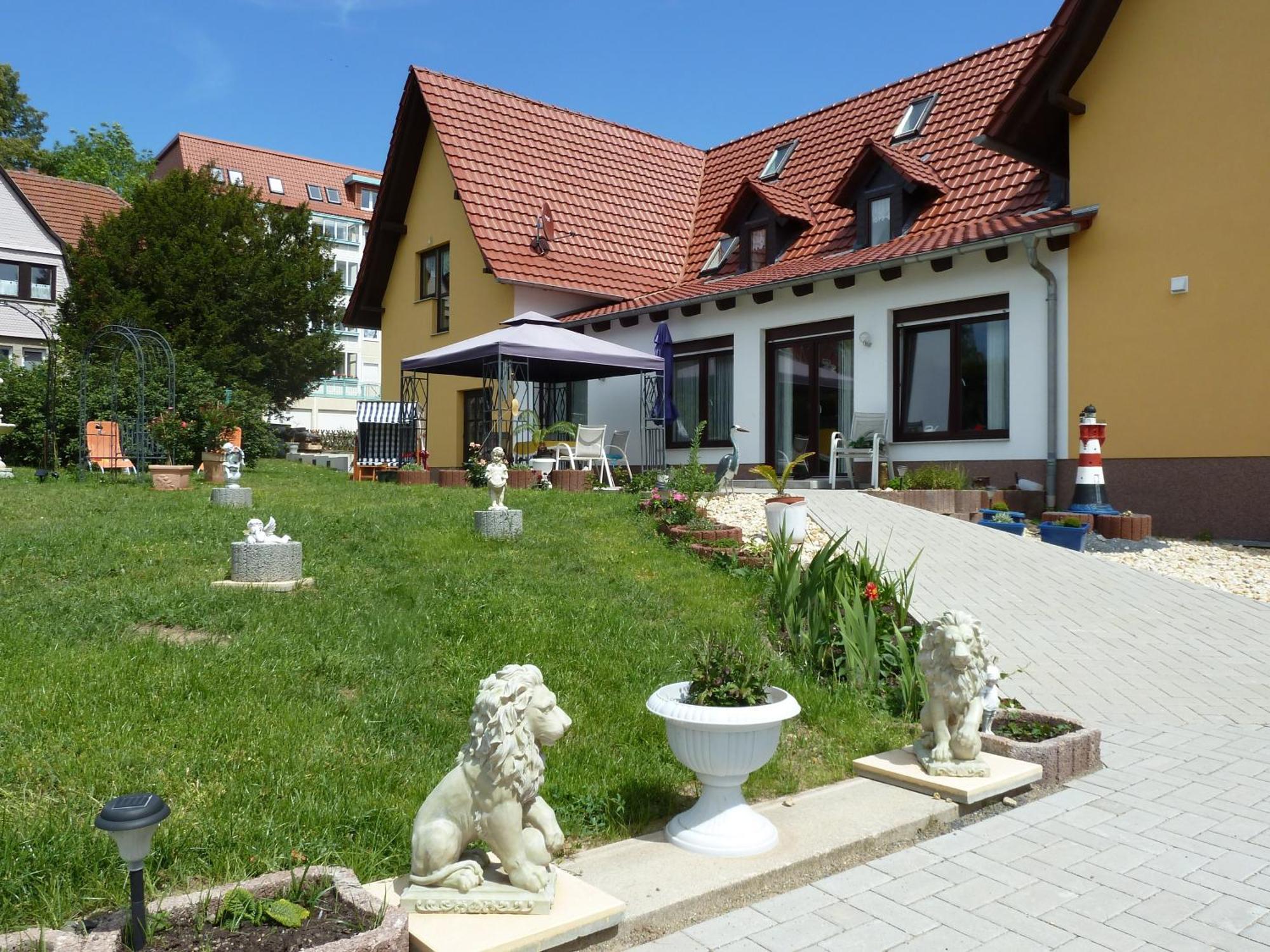 Hotel An der Uferpromenade Leinefelde-Worbis Exterior foto